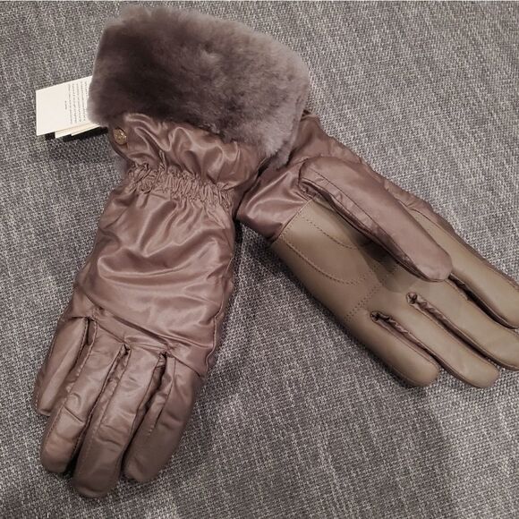 🆕️UGG Shearling-Trim Leather-Palm Gloves water resistant touchscreen📲🧤  … - Picture 2 of 13